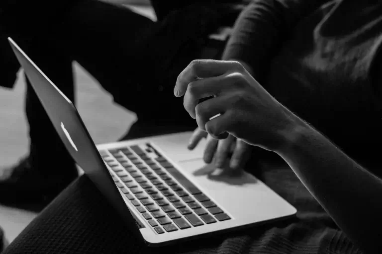 Uso de Tecnologia em Condomínios Corporativos: Uma Nova Era de Gestão e Eficiência